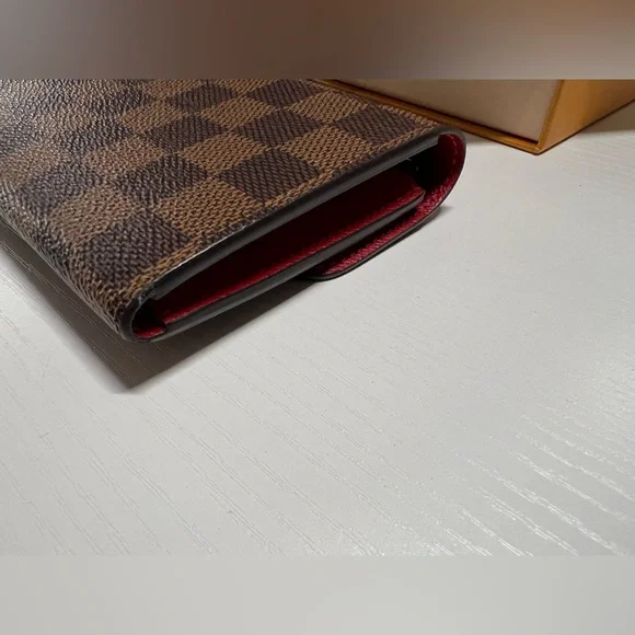 LOUIS VUITTON ♥️ Emilie Wallet In Damier Ebene Canvas - Picture 12 of 14